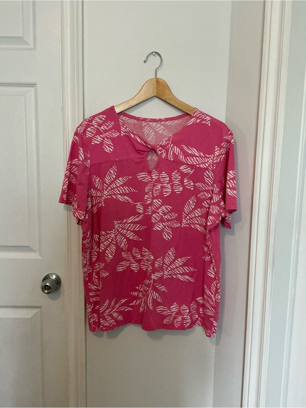 Pink Tropical Print Short-Sleeve Top